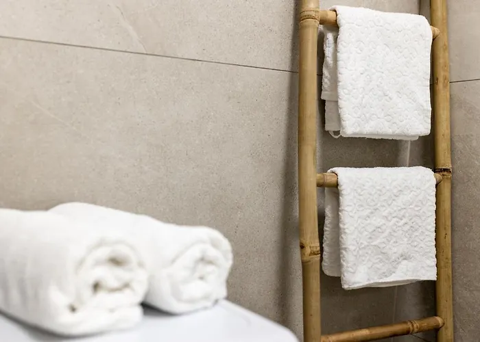 Sunny Side Apartment