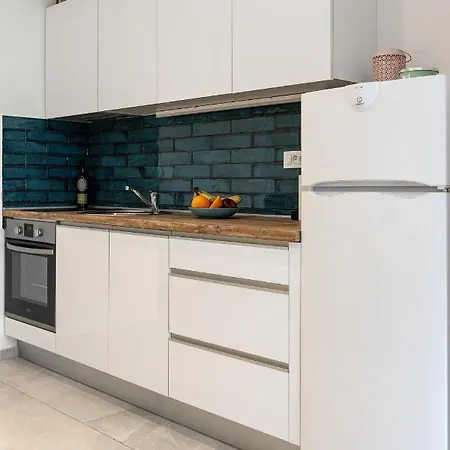 Sunny Side Apartman *