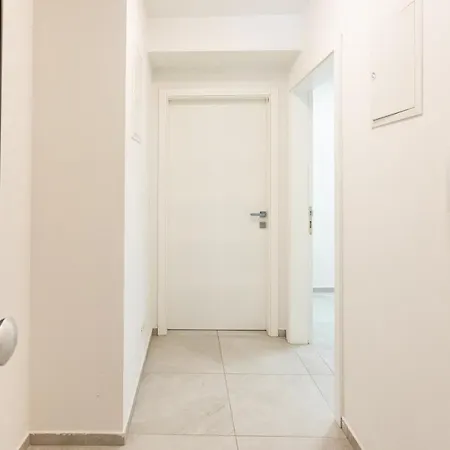 Sunny Side דוברובניק