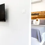 Sunny Side Apartment