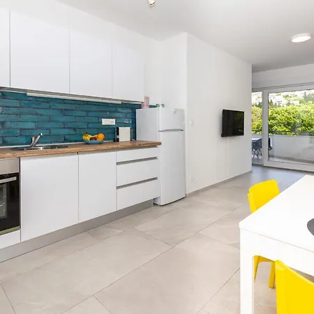 Apartment Sunny Side *